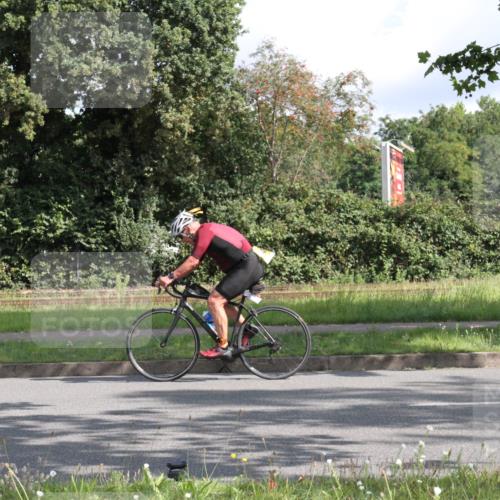10.08.2025 - GEWOBA Citytriathlon Bremen Yannick Fuchs http://msf.ph/oto/8564770 10.08.2025 10:59:42 Radfahren 59, 417, 463, 475 meine-sportfotos.de