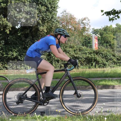 10.08.2025 - GEWOBA Citytriathlon Bremen Yannick Fuchs http://msf.ph/oto/8564779 10.08.2025 10:59:44 Radfahren 59, 141, 417, 463, 475, 498 meine-sportfotos.de