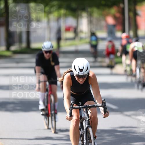 10.08.2025 - GEWOBA Citytriathlon Bremen Yannick Fuchs http://msf.ph/oto/8564819 10.08.2025 14:44:16 Radfahren 9, 28, 267, 278, 298, 408, 445 meine-sportfotos.de
