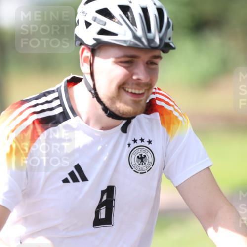 10.08.2025 - GEWOBA Citytriathlon Bremen Yannick Fuchs http://msf.ph/oto/8564845 10.08.2025 14:44:28 Radfahren 9, 28, 200, 323, 383, 408, 445 meine-sportfotos.de