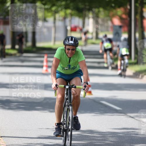 10.08.2025 - GEWOBA Citytriathlon Bremen Yannick Fuchs http://msf.ph/oto/8564874 10.08.2025 14:44:38 Radfahren 9, 73, 200, 208, 323, 383 meine-sportfotos.de