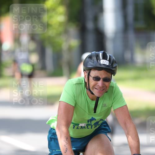 10.08.2025 - GEWOBA Citytriathlon Bremen Yannick Fuchs http://msf.ph/oto/8564882 10.08.2025 14:44:39 Radfahren 9, 73, 200, 208, 323, 383 meine-sportfotos.de