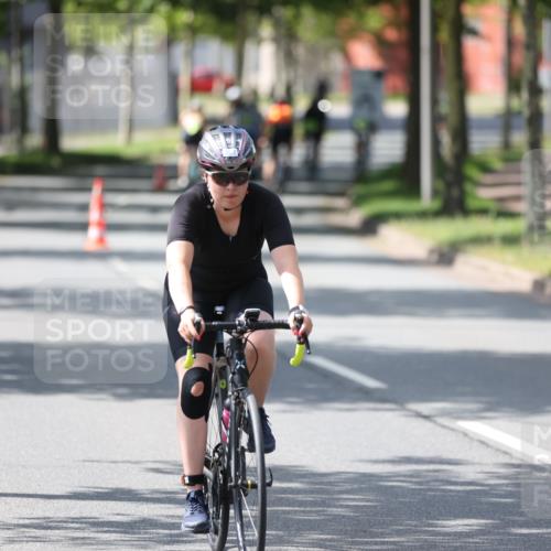 10.08.2025 - GEWOBA Citytriathlon Bremen Yannick Fuchs http://msf.ph/oto/8564899 10.08.2025 14:44:46 Radfahren 73, 208, 323, 346, 383 meine-sportfotos.de