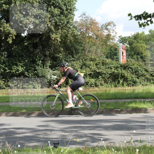 10.08.2025 - GEWOBA Citytriathlon Bremen Yannick Fuchs http://msf.ph/oto/8564903 10.08.2025 11:01:35 Radfahren 37, 87, 199, 440, 481 meine-sportfotos.de