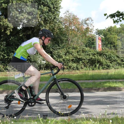 10.08.2025 - GEWOBA Citytriathlon Bremen Yannick Fuchs http://msf.ph/oto/8564951 10.08.2025 11:02:34 Radfahren 23, 53, 61, 195, 237, 484 meine-sportfotos.de