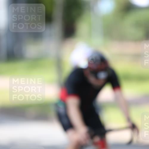 10.08.2025 - GEWOBA Citytriathlon Bremen Yannick Fuchs http://msf.ph/oto/8564962 10.08.2025 14:45:04 Radfahren 35, 198, 326, 336, 346, 453, 484, 497 meine-sportfotos.de
