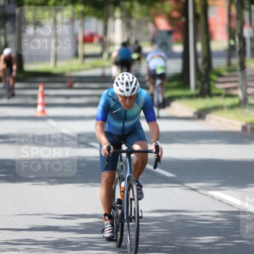 10.08.2025 - GEWOBA Citytriathlon Bremen Yannick Fuchs http://msf.ph/oto/8564987 10.08.2025 14:45:08 Radfahren 35, 198, 326, 336, 346, 453, 484, 497 meine-sportfotos.de