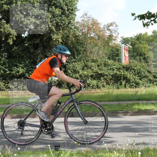 10.08.2025 - GEWOBA Citytriathlon Bremen Yannick Fuchs http://msf.ph/oto/8564990 10.08.2025 11:03:39 Radfahren 13, 55, 167 meine-sportfotos.de