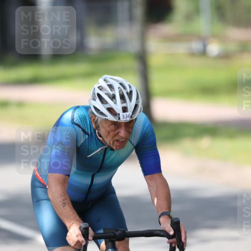 10.08.2025 - GEWOBA Citytriathlon Bremen Yannick Fuchs http://msf.ph/oto/8564993 10.08.2025 14:45:09 Radfahren 35, 198, 326, 336, 346, 453, 484, 497 meine-sportfotos.de