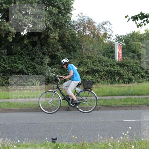 10.08.2025 - GEWOBA Citytriathlon Bremen Yannick Fuchs http://msf.ph/oto/8565053 10.08.2025 11:10:03 Radfahren  meine-sportfotos.de