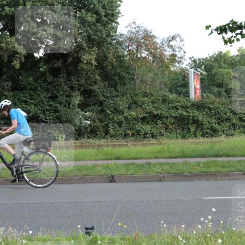 10.08.2025 - GEWOBA Citytriathlon Bremen Yannick Fuchs http://msf.ph/oto/8565056 10.08.2025 11:10:03 Radfahren  meine-sportfotos.de