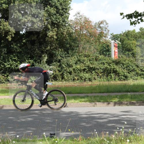 10.08.2025 - GEWOBA Citytriathlon Bremen Yannick Fuchs http://msf.ph/oto/8565085 10.08.2025 11:52:21 Radfahren  meine-sportfotos.de