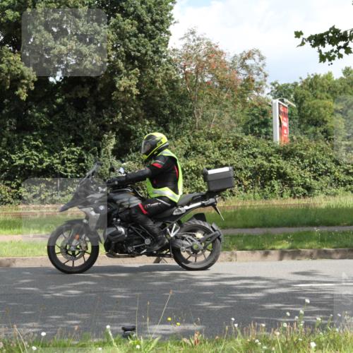 10.08.2025 - GEWOBA Citytriathlon Bremen Yannick Fuchs http://msf.ph/oto/8565088 10.08.2025 11:52:26 Radfahren  meine-sportfotos.de
