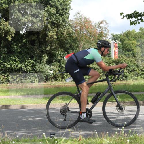 10.08.2025 - GEWOBA Citytriathlon Bremen Yannick Fuchs http://msf.ph/oto/8565108 10.08.2025 11:57:24 Radfahren 733 meine-sportfotos.de