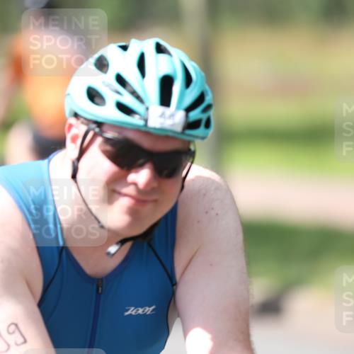 10.08.2025 - GEWOBA Citytriathlon Bremen Yannick Fuchs http://msf.ph/oto/8565125 10.08.2025 14:45:55 Radfahren 61, 99, 166, 182, 269, 273, 404, 441 meine-sportfotos.de