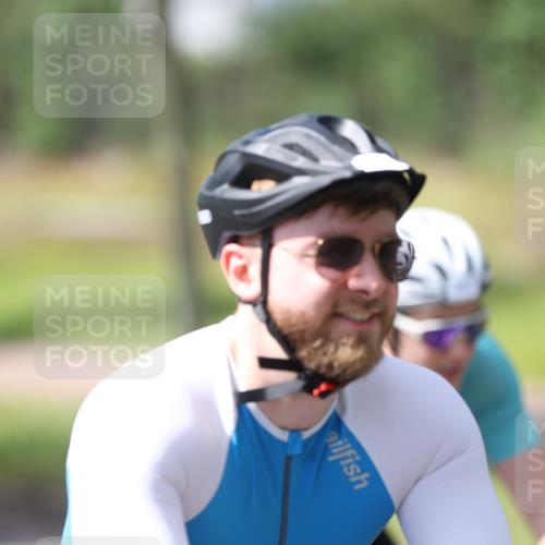 10.08.2025 - GEWOBA Citytriathlon Bremen Yannick Fuchs http://msf.ph/oto/8565165 10.08.2025 14:46:13 Radfahren 61, 182, 269, 270, 363, 422, 499 meine-sportfotos.de