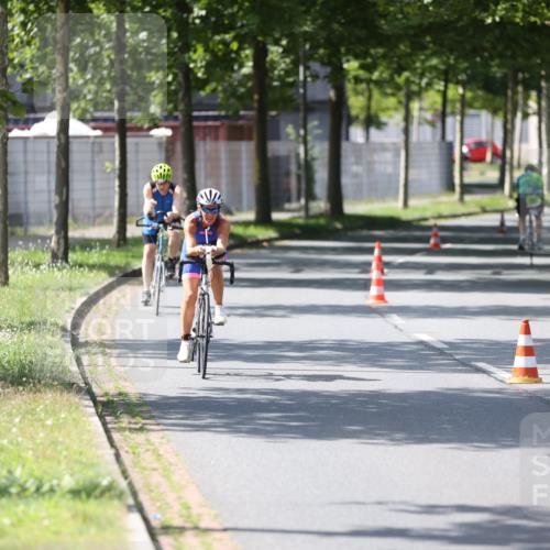 10.08.2025 - GEWOBA Citytriathlon Bremen Yannick Fuchs http://msf.ph/oto/8565175 10.08.2025 14:46:21 Radfahren 270, 358, 363, 422, 499 meine-sportfotos.de