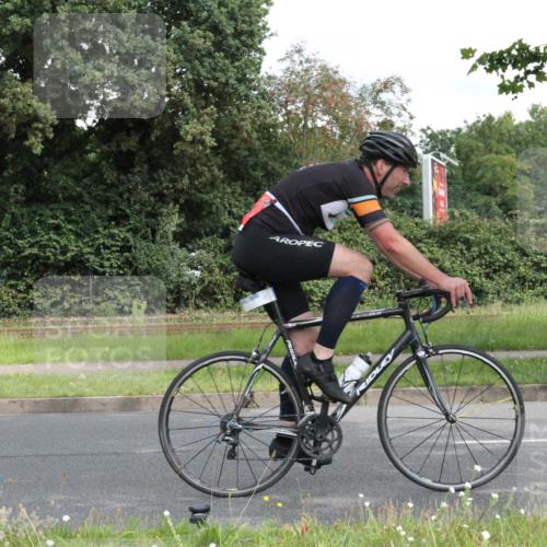 10.08.2025 - GEWOBA Citytriathlon Bremen Yannick Fuchs http://msf.ph/oto/8565237 10.08.2025 12:02:20 Radfahren 584, 844 meine-sportfotos.de