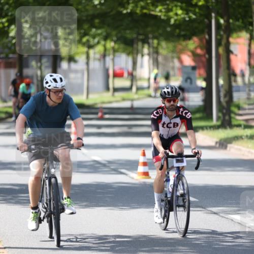 10.08.2025 - GEWOBA Citytriathlon Bremen Yannick Fuchs http://msf.ph/oto/8565240 10.08.2025 14:46:58 Radfahren 128, 140, 158, 320, 396 meine-sportfotos.de