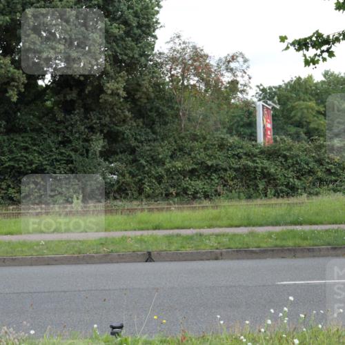 10.08.2025 - GEWOBA Citytriathlon Bremen Yannick Fuchs http://msf.ph/oto/8565260 10.08.2025 12:03:07 Radfahren 556, 739 meine-sportfotos.de