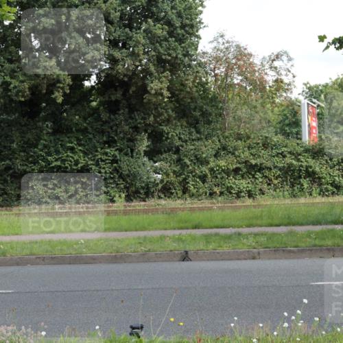 10.08.2025 - GEWOBA Citytriathlon Bremen Yannick Fuchs http://msf.ph/oto/8565327 10.08.2025 12:04:21 Radfahren 572, 719 meine-sportfotos.de