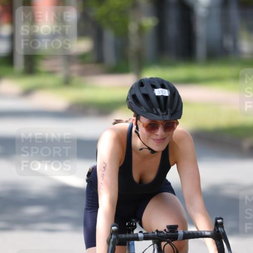 10.08.2025 - GEWOBA Citytriathlon Bremen Yannick Fuchs http://msf.ph/oto/8565333 10.08.2025 14:47:46 Radfahren 382, 418, 467, 483 meine-sportfotos.de