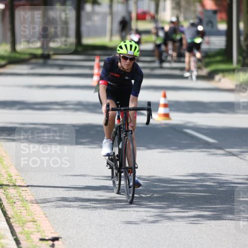 10.08.2025 - GEWOBA Citytriathlon Bremen Yannick Fuchs http://msf.ph/oto/8565338 10.08.2025 14:47:57 Radfahren 22, 331, 350, 418, 447 meine-sportfotos.de