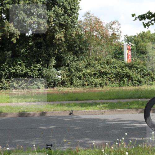 10.08.2025 - GEWOBA Citytriathlon Bremen Yannick Fuchs http://msf.ph/oto/8565354 10.08.2025 12:05:09 Radfahren 690, 701, 841 meine-sportfotos.de