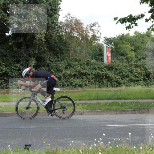 10.08.2025 - GEWOBA Citytriathlon Bremen Yannick Fuchs http://msf.ph/oto/8565398 10.08.2025 12:06:21 Radfahren 554, 580, 614, 634 meine-sportfotos.de