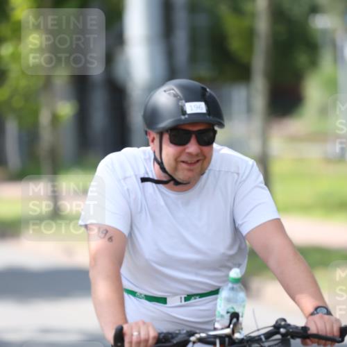 10.08.2025 - GEWOBA Citytriathlon Bremen Yannick Fuchs http://msf.ph/oto/8565402 10.08.2025 14:48:21 Radfahren 189, 196, 350, 447, 457 meine-sportfotos.de