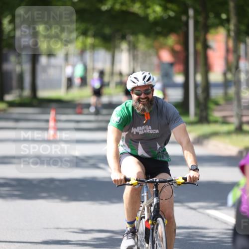 10.08.2025 - GEWOBA Citytriathlon Bremen Yannick Fuchs http://msf.ph/oto/8565416 10.08.2025 14:48:28 Radfahren 189, 196, 457 meine-sportfotos.de
