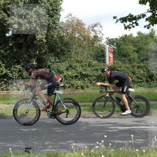 10.08.2025 - GEWOBA Citytriathlon Bremen Yannick Fuchs http://msf.ph/oto/8565419 10.08.2025 12:06:38 Radfahren 580, 613, 634, 658, 714 meine-sportfotos.de