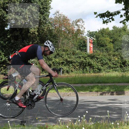 10.08.2025 - GEWOBA Citytriathlon Bremen Yannick Fuchs http://msf.ph/oto/8565424 10.08.2025 12:06:45 Radfahren 613, 658, 714 meine-sportfotos.de