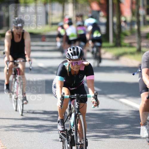 10.08.2025 - GEWOBA Citytriathlon Bremen Yannick Fuchs http://msf.ph/oto/8565442 10.08.2025 14:48:48 Radfahren 179, 181, 276, 365, 389, 426, 487 meine-sportfotos.de