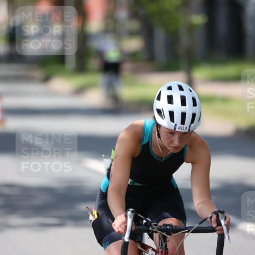 10.08.2025 - GEWOBA Citytriathlon Bremen Yannick Fuchs http://msf.ph/oto/8565491 10.08.2025 14:49:11 Radfahren 318, 351, 373, 401, 403 meine-sportfotos.de