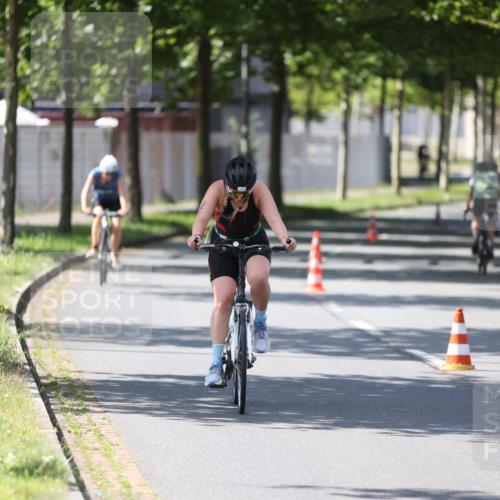 10.08.2025 - GEWOBA Citytriathlon Bremen Yannick Fuchs http://msf.ph/oto/8565508 10.08.2025 14:49:19 Radfahren 286, 373, 401, 403 meine-sportfotos.de