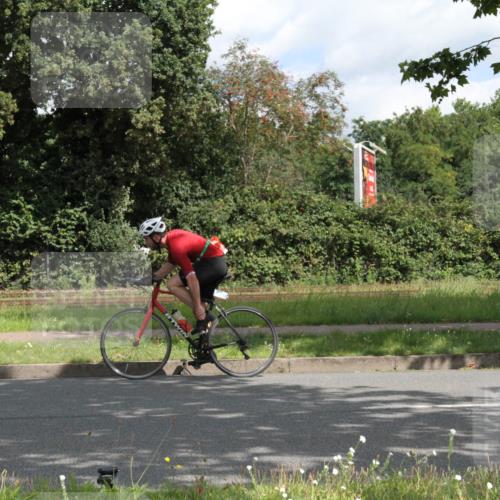 10.08.2025 - GEWOBA Citytriathlon Bremen Yannick Fuchs http://msf.ph/oto/8565514 10.08.2025 12:07:50 Radfahren 559, 609, 646, 660, 693, 696, 698, 705, 706, 721, 723, 879 meine-sportfotos.de