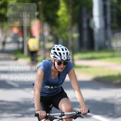 10.08.2025 - GEWOBA Citytriathlon Bremen Yannick Fuchs http://msf.ph/oto/8565528 10.08.2025 14:49:24 Radfahren 286, 373, 401, 461, 491 meine-sportfotos.de