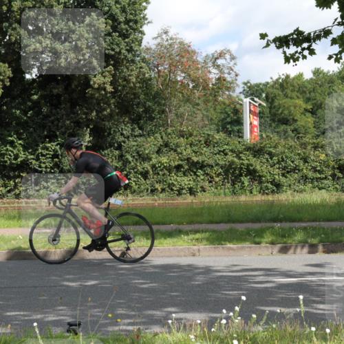 10.08.2025 - GEWOBA Citytriathlon Bremen Yannick Fuchs http://msf.ph/oto/8565535 10.08.2025 12:08:09 Radfahren 574, 595, 696, 698 meine-sportfotos.de