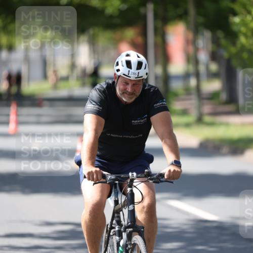 10.08.2025 - GEWOBA Citytriathlon Bremen Yannick Fuchs http://msf.ph/oto/8565539 10.08.2025 14:49:34 Radfahren 6, 286, 328, 377, 401, 402, 429, 461, 466, 491, 517 meine-sportfotos.de