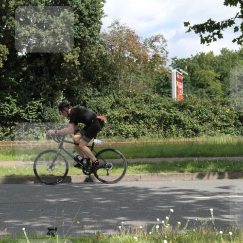 10.08.2025 - GEWOBA Citytriathlon Bremen Yannick Fuchs http://msf.ph/oto/8565545 10.08.2025 12:08:21 Radfahren 595, 597, 603, 661 meine-sportfotos.de
