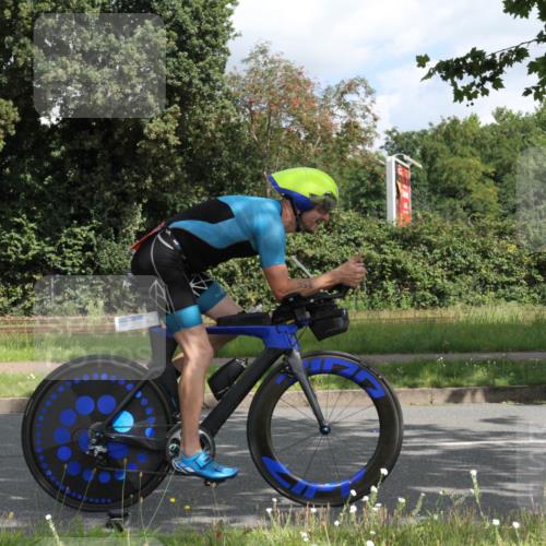 10.08.2025 - GEWOBA Citytriathlon Bremen Yannick Fuchs http://msf.ph/oto/8565593 10.08.2025 12:08:52 Radfahren 608, 619, 677, 684, 727, 797, 850, 883 meine-sportfotos.de