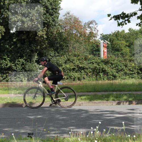 10.08.2025 - GEWOBA Citytriathlon Bremen Yannick Fuchs http://msf.ph/oto/8565606 10.08.2025 12:08:57 Radfahren 619, 684, 727, 731, 850, 883 meine-sportfotos.de