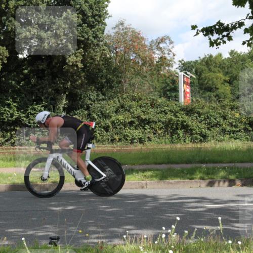10.08.2025 - GEWOBA Citytriathlon Bremen Yannick Fuchs http://msf.ph/oto/8565608 10.08.2025 12:09:00 Radfahren 619, 684, 727, 731, 850, 871, 883 meine-sportfotos.de