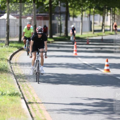 10.08.2025 - GEWOBA Citytriathlon Bremen Yannick Fuchs http://msf.ph/oto/8565619 10.08.2025 14:49:50 Radfahren 6, 169, 193, 293, 305, 322, 328, 377, 402, 407, 429, 466, 509, 517 meine-sportfotos.de