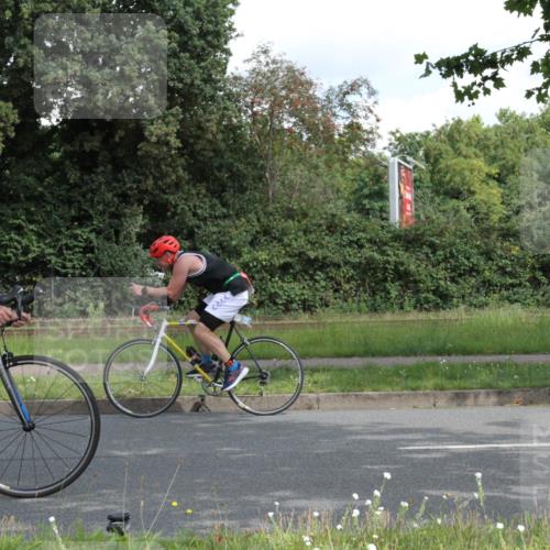 10.08.2025 - GEWOBA Citytriathlon Bremen Yannick Fuchs http://msf.ph/oto/8565676 10.08.2025 12:09:47 Radfahren 586, 628, 674, 688, 697, 703, 732, 830, 849 meine-sportfotos.de