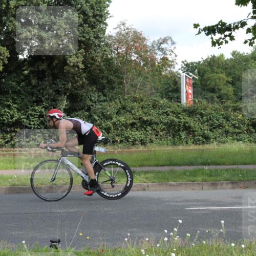 10.08.2025 - GEWOBA Citytriathlon Bremen Yannick Fuchs http://msf.ph/oto/8565690 10.08.2025 12:09:52 Radfahren 586, 607, 628, 688, 697, 703, 732, 830, 849 meine-sportfotos.de