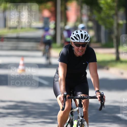 10.08.2025 - GEWOBA Citytriathlon Bremen Yannick Fuchs http://msf.ph/oto/8565698 10.08.2025 14:50:28 Radfahren 231, 416, 504 meine-sportfotos.de
