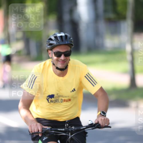 10.08.2025 - GEWOBA Citytriathlon Bremen Yannick Fuchs http://msf.ph/oto/8565707 10.08.2025 14:50:37 Radfahren 231, 416, 504 meine-sportfotos.de