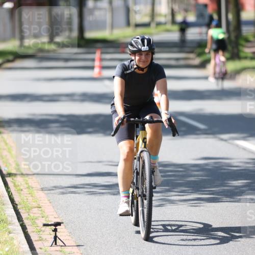 10.08.2025 - GEWOBA Citytriathlon Bremen Yannick Fuchs http://msf.ph/oto/8565711 10.08.2025 14:50:37 Radfahren 231, 416, 504 meine-sportfotos.de